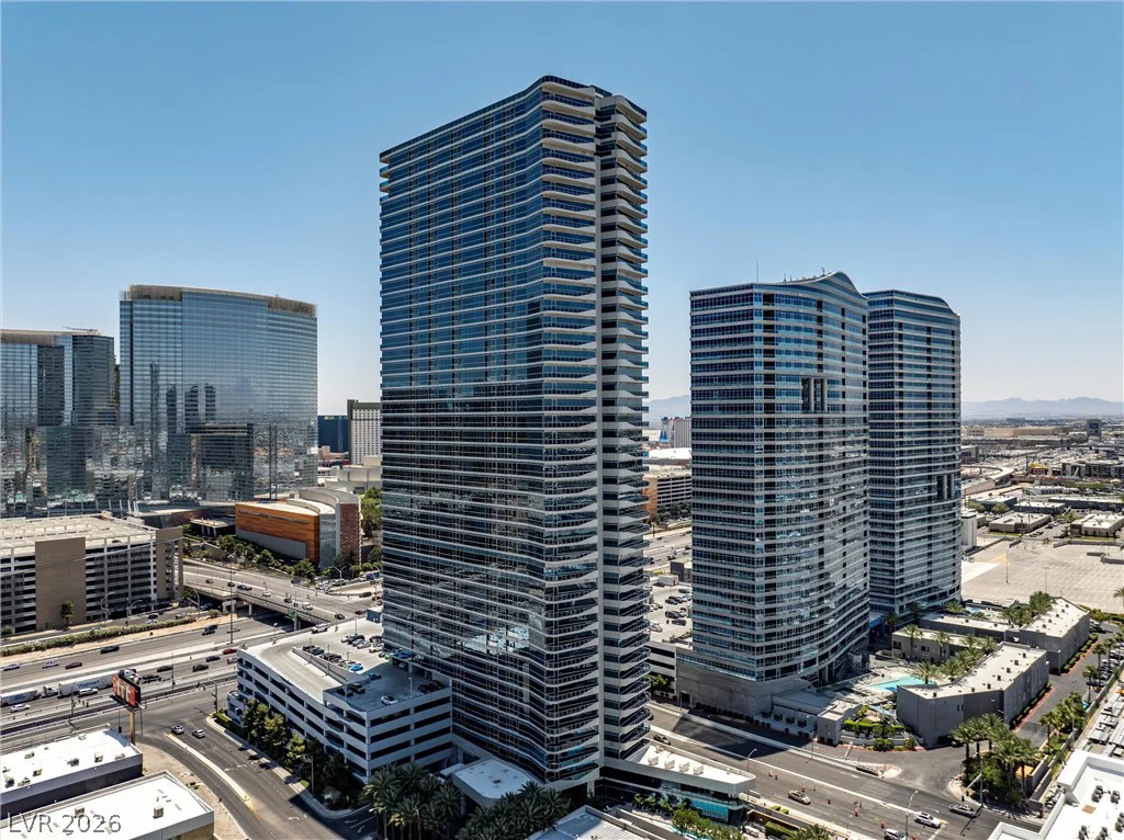 4471 Dean Martin, Las Vegas, NV 89103