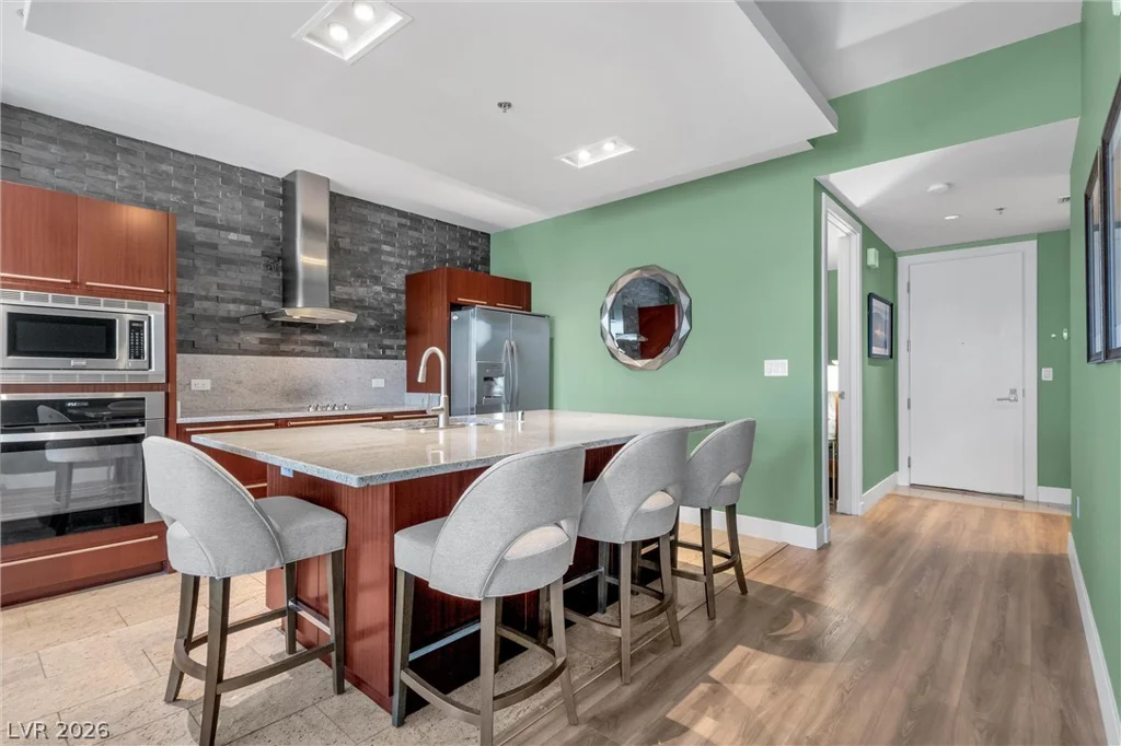 4471 Dean Martin, Las Vegas, NV 89103