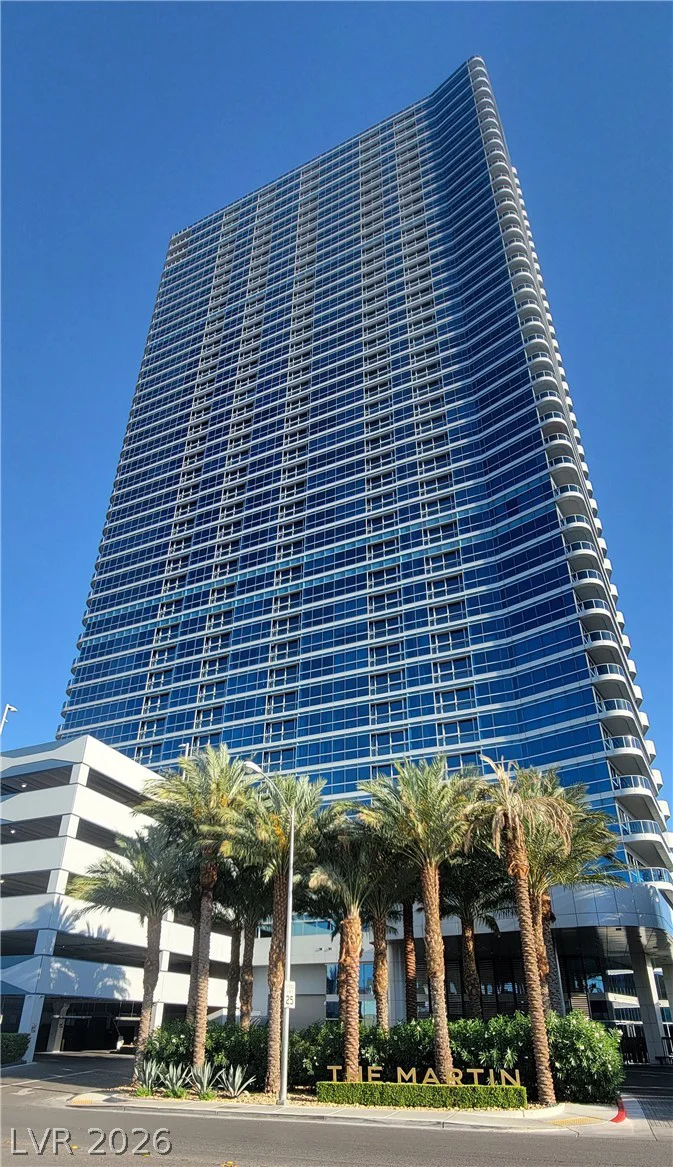 4471 Dean Martin, Las Vegas, NV 89103