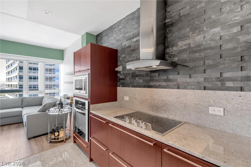4471 Dean Martin, Las Vegas, NV 89103