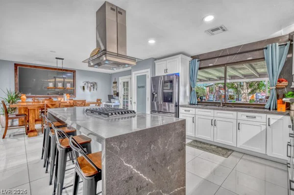 2295 Gateway, Las Vegas, NV 89115