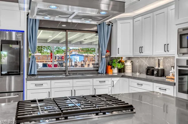 2295 Gateway, Las Vegas, NV 89115