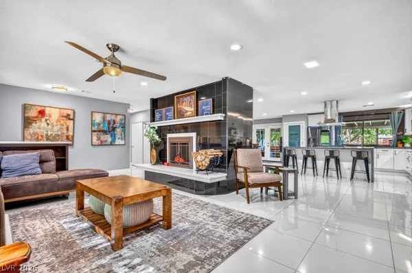 2295 Gateway, Las Vegas, NV 89115