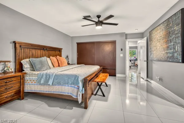 2295 Gateway, Las Vegas, NV 89115