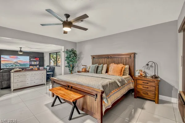 2295 Gateway, Las Vegas, NV 89115