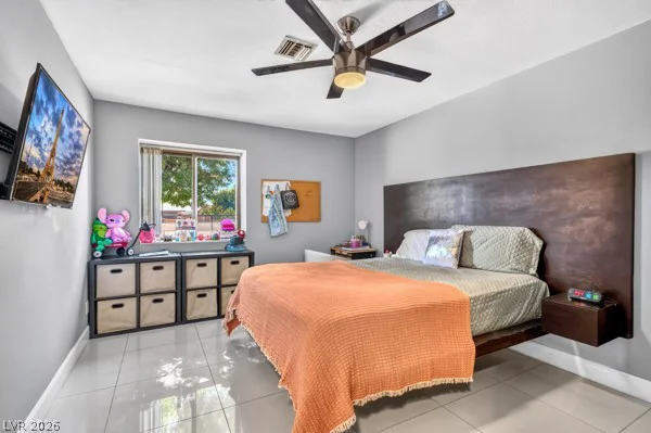 2295 Gateway, Las Vegas, NV 89115