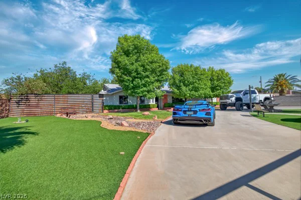 2295 Gateway, Las Vegas, NV 89115