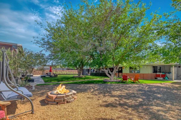 2295 Gateway, Las Vegas, NV 89115