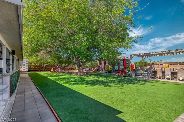 2295 Gateway, Las Vegas, NV 89115