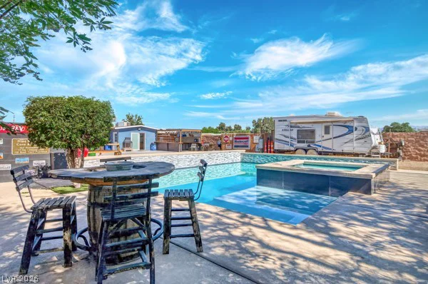 2295 Gateway, Las Vegas, NV 89115