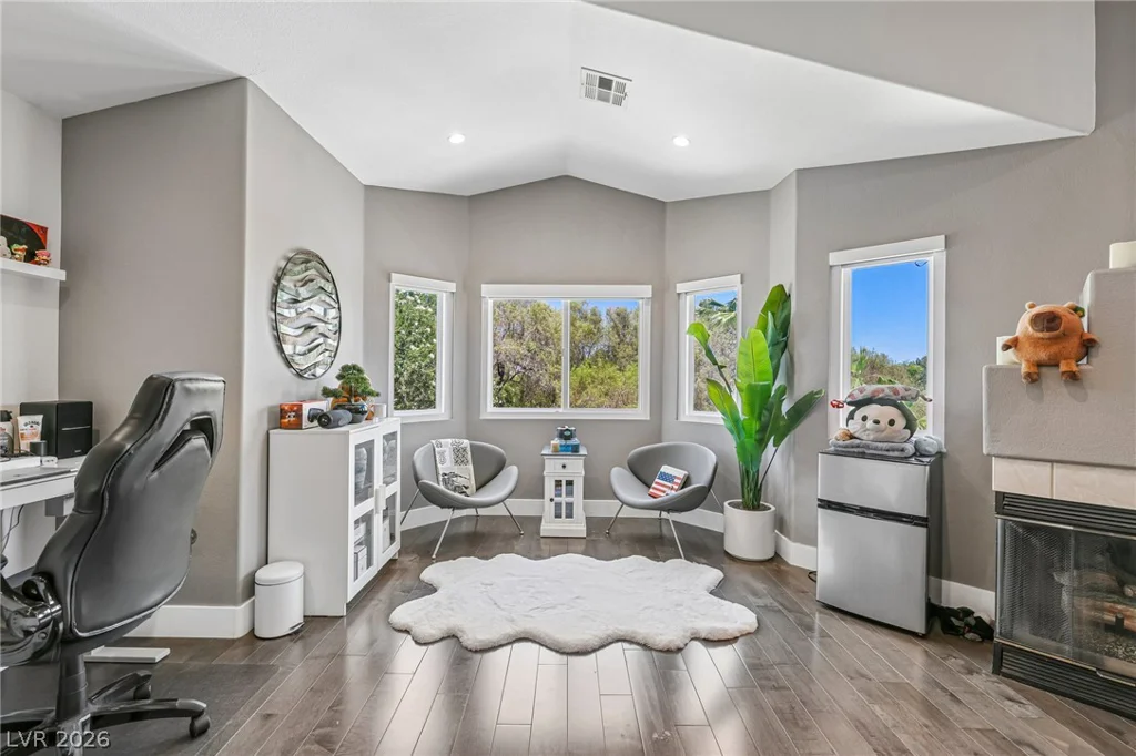 32 Daisy Meadow, Henderson, NV 89074