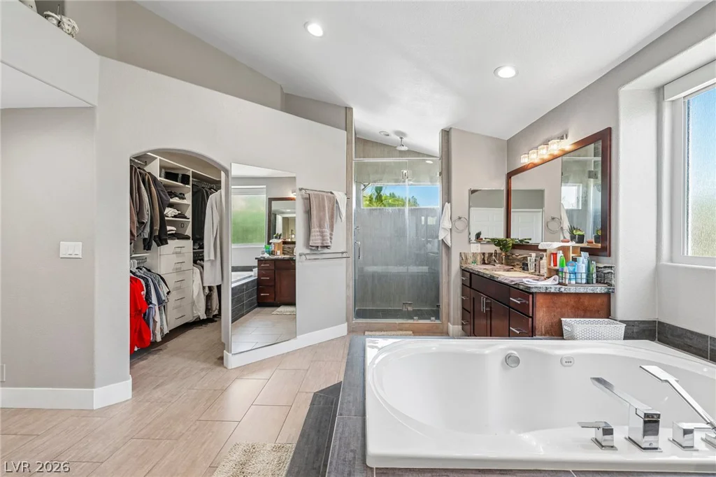 32 Daisy Meadow, Henderson, NV 89074