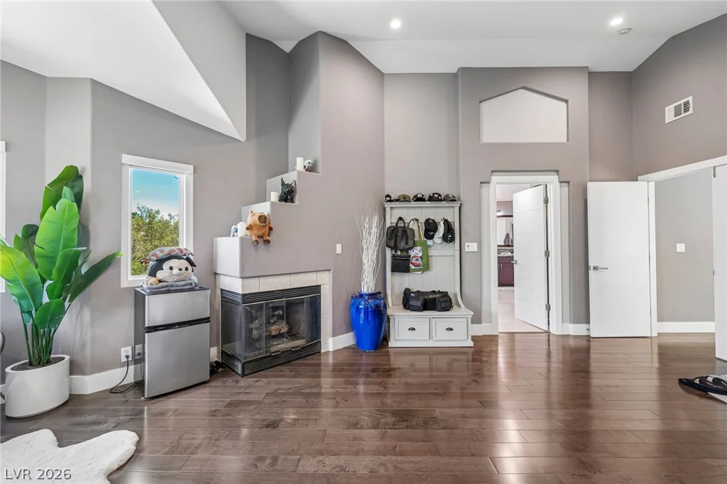 32 Daisy Meadow, Henderson, NV 89074