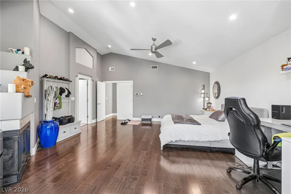 32 Daisy Meadow, Henderson, NV 89074