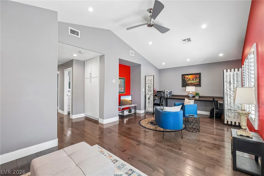 32 Daisy Meadow, Henderson, NV 89074