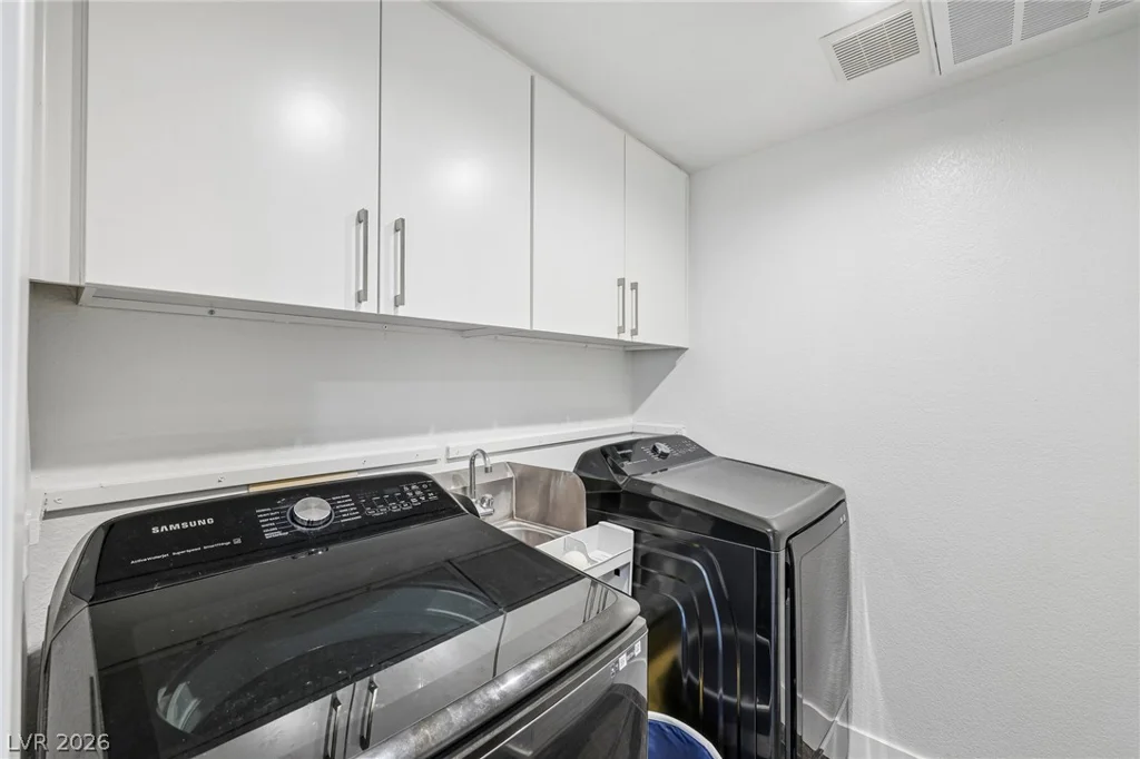32 Daisy Meadow, Henderson, NV 89074