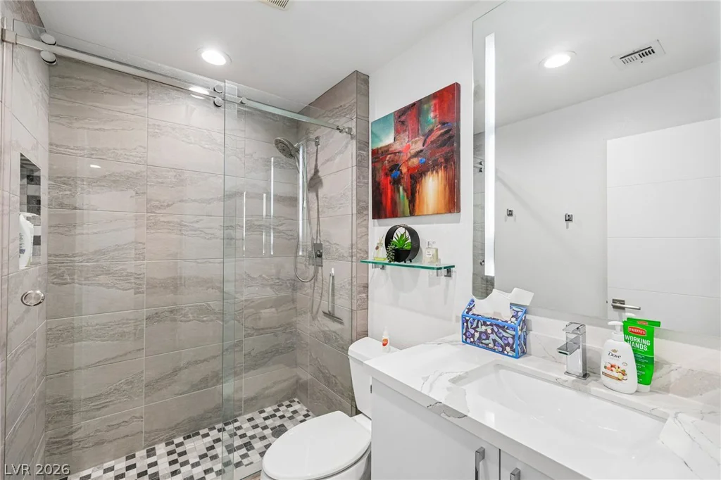 32 Daisy Meadow, Henderson, NV 89074