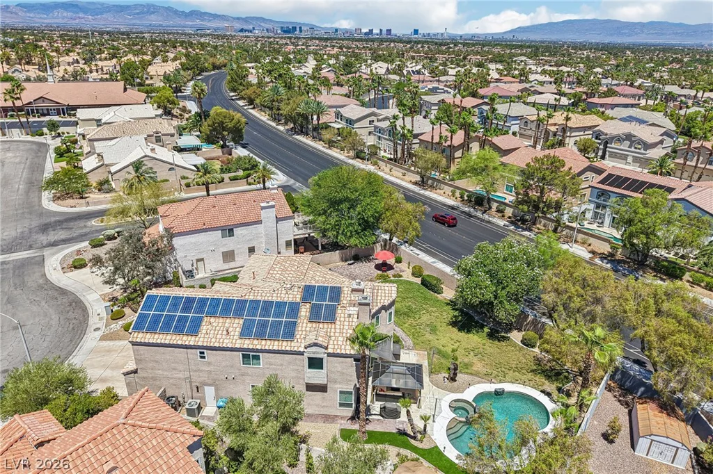 32 Daisy Meadow, Henderson, NV 89074