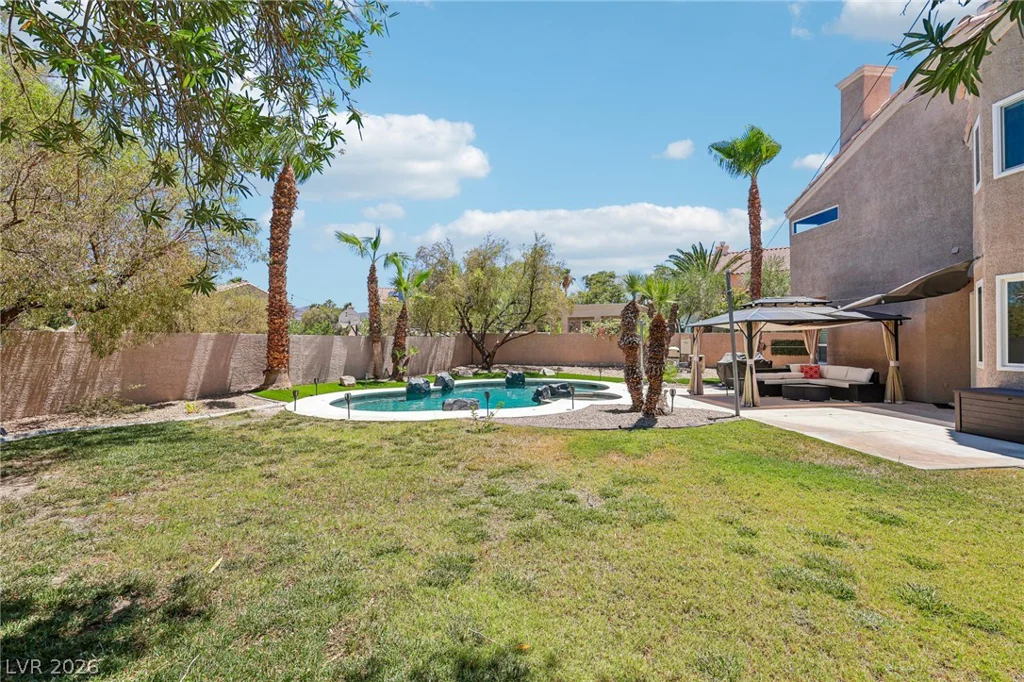 32 Daisy Meadow, Henderson, NV 89074