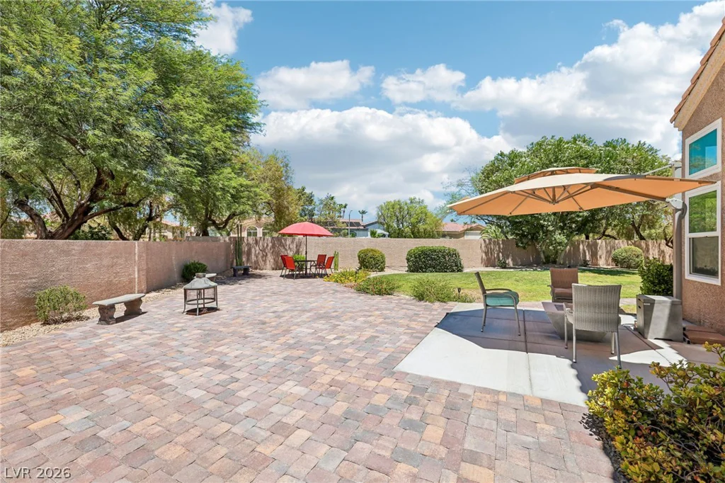 32 Daisy Meadow, Henderson, NV 89074