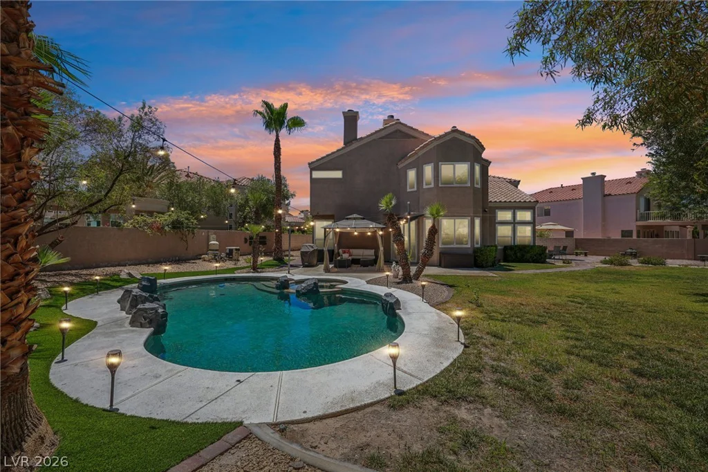32 Daisy Meadow, Henderson, NV 89074