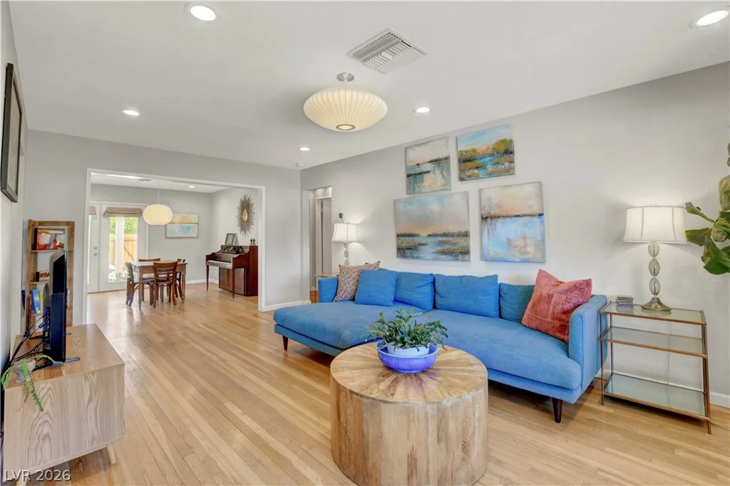 1349 Douglas, Las Vegas, NV 89102