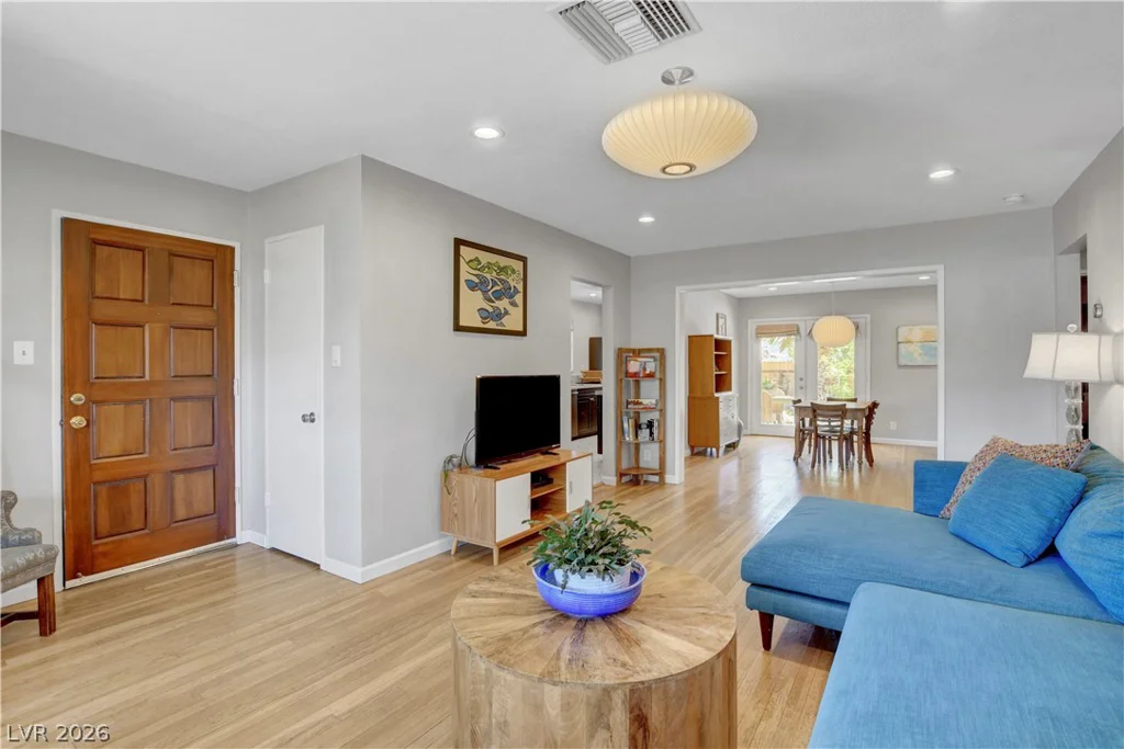 1349 Douglas, Las Vegas, NV 89102