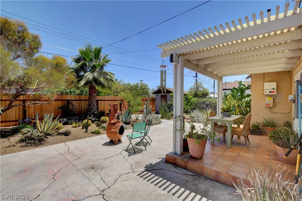 1349 Douglas, Las Vegas, NV 89102