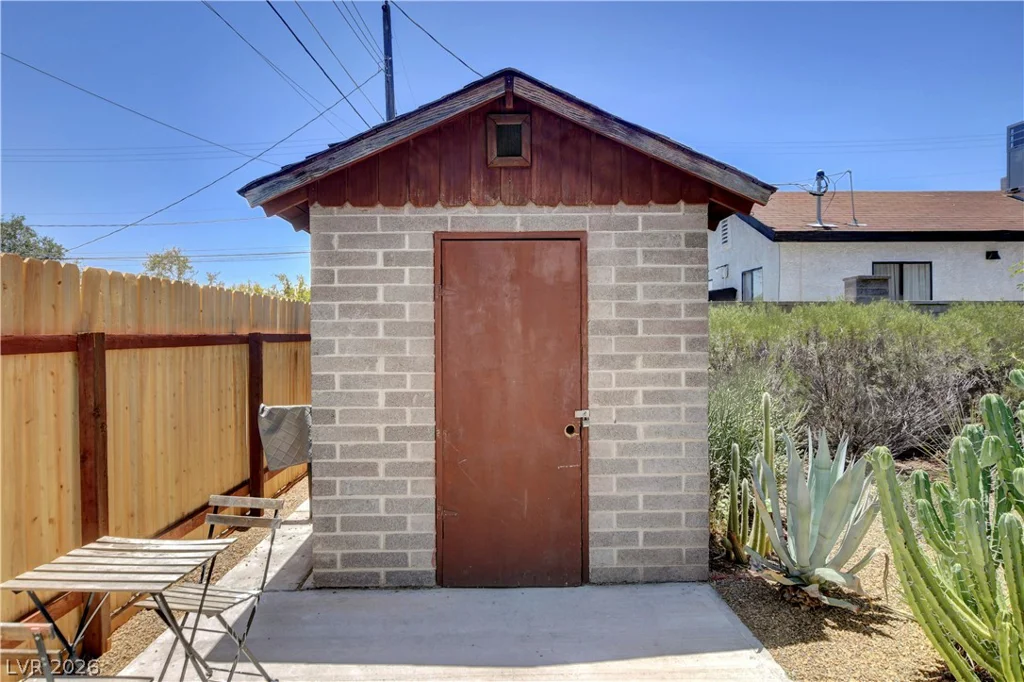 1349 Douglas, Las Vegas, NV 89102