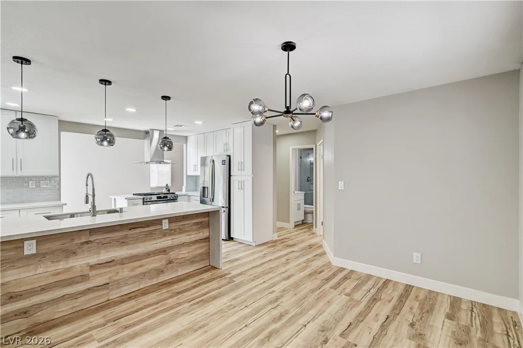 2720 Kennington, Las Vegas, NV 89117