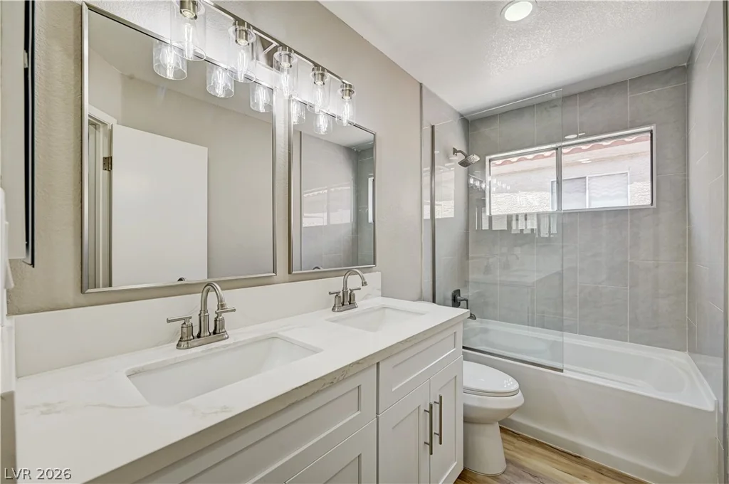 2720 Kennington, Las Vegas, NV 89117
