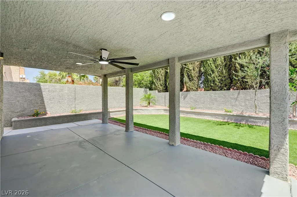 2720 Kennington, Las Vegas, NV 89117