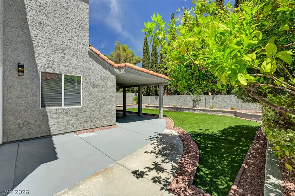 2720 Kennington, Las Vegas, NV 89117