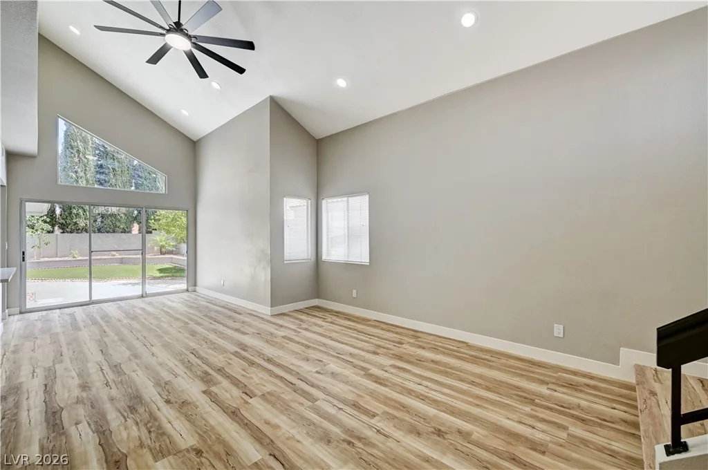 2720 Kennington, Las Vegas, NV 89117