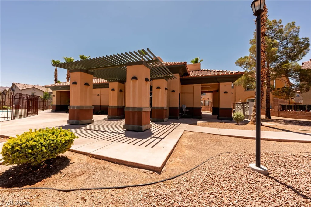 1077 Paradise Coach, Henderson, NV 89002