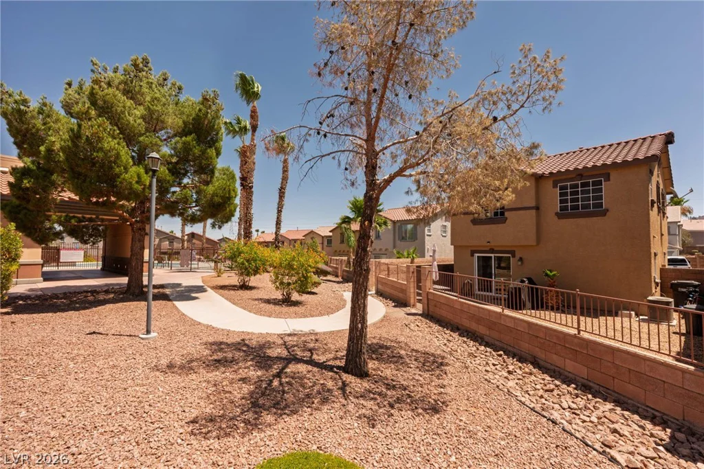 1077 Paradise Coach, Henderson, NV 89002
