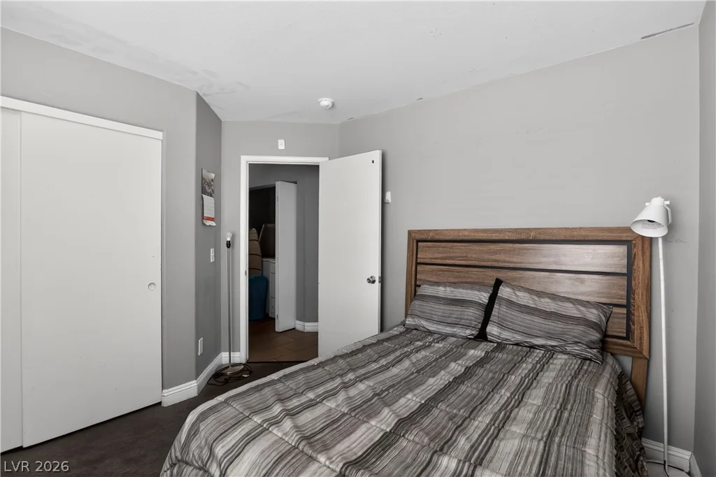 2001 Garnet Gable, Las Vegas, NV 89106