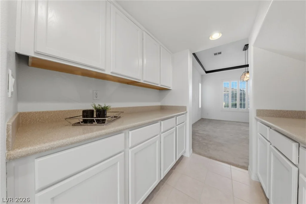 9456 Bluff Ledge, Las Vegas, NV 89149