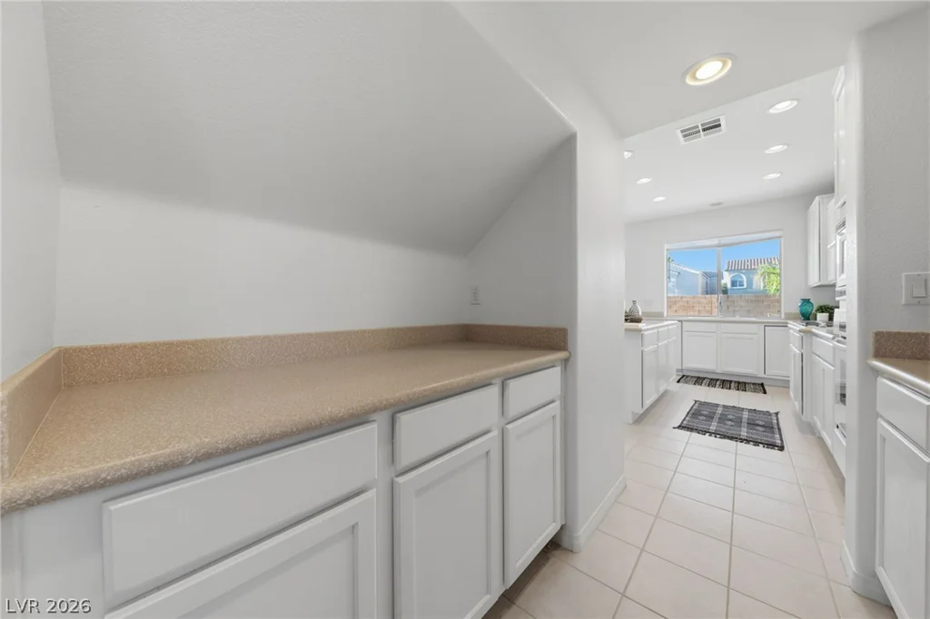 9456 Bluff Ledge, Las Vegas, NV 89149