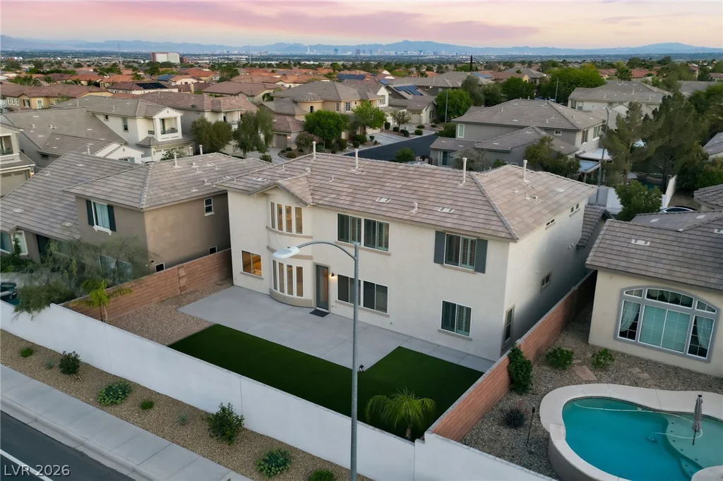 9456 Bluff Ledge, Las Vegas, NV 89149