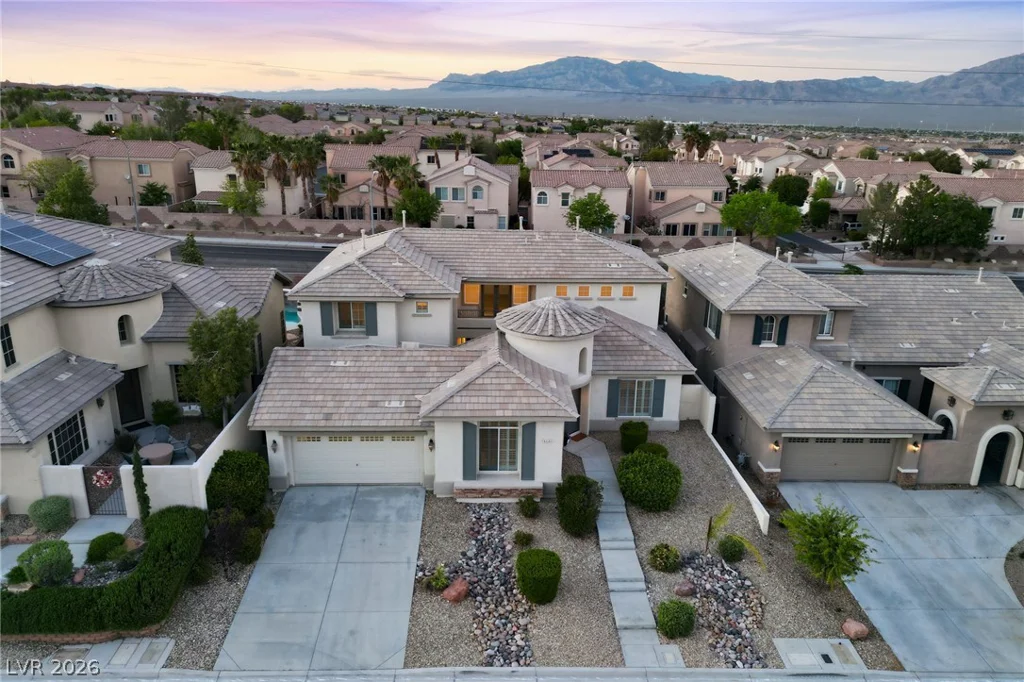 9456 Bluff Ledge, Las Vegas, NV 89149