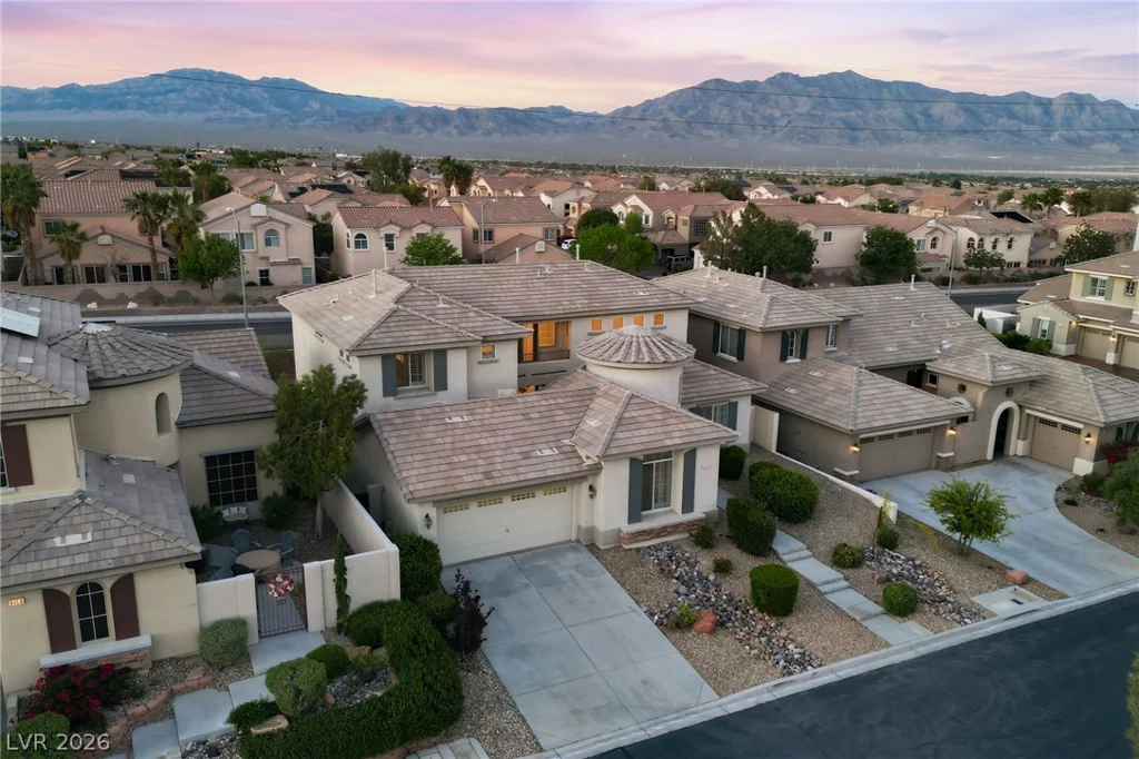 9456 Bluff Ledge, Las Vegas, NV 89149