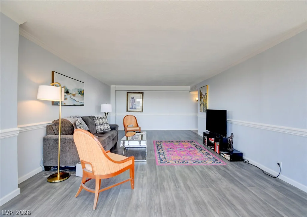 3111 Bel Air, Las Vegas, NV 89109
