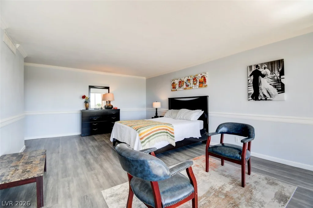 3111 Bel Air, Las Vegas, NV 89109