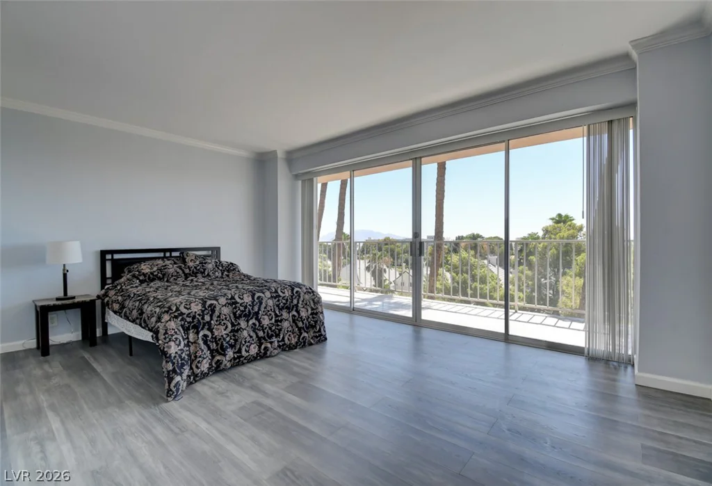 3111 Bel Air, Las Vegas, NV 89109