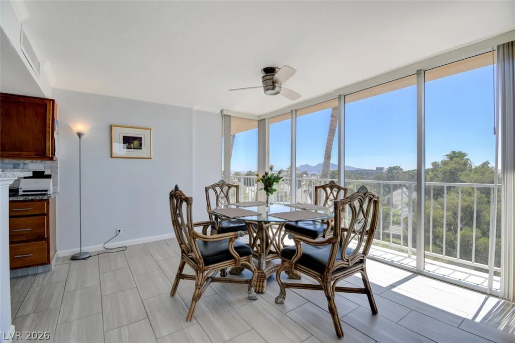 3111 Bel Air, Las Vegas, NV 89109
