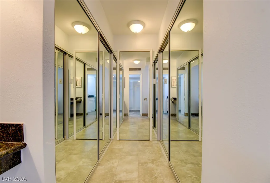 3111 Bel Air, Las Vegas, NV 89109