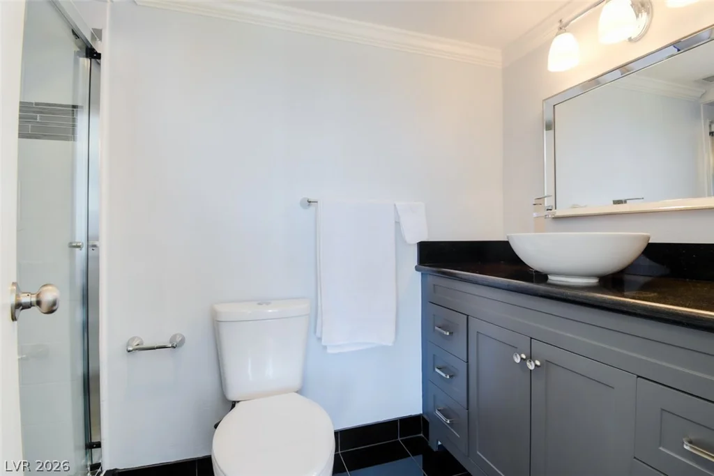 3111 Bel Air, Las Vegas, NV 89109