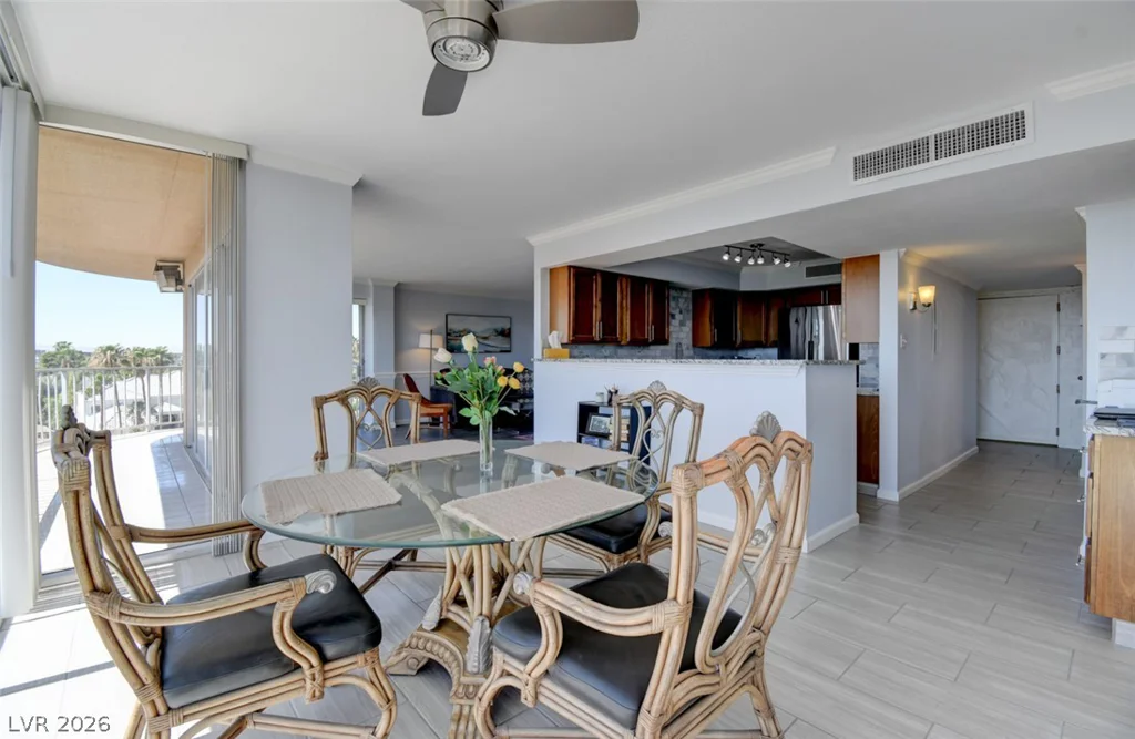 3111 Bel Air, Las Vegas, NV 89109