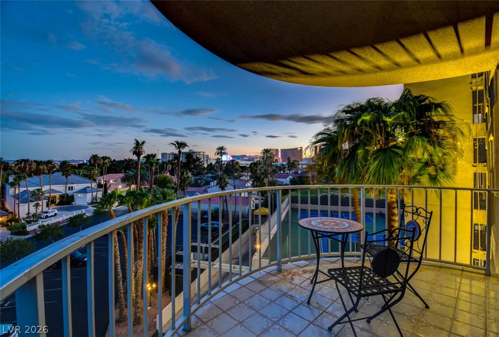3111 Bel Air, Las Vegas, NV 89109